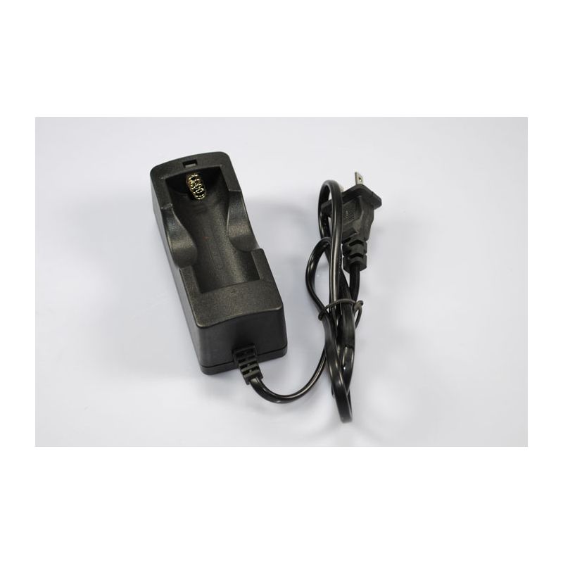 UltraFire Enkele 26650 Li-ion Oplaadbare Batterijlader Veilig Reizen Met Universele Ingang 650mA Zwart