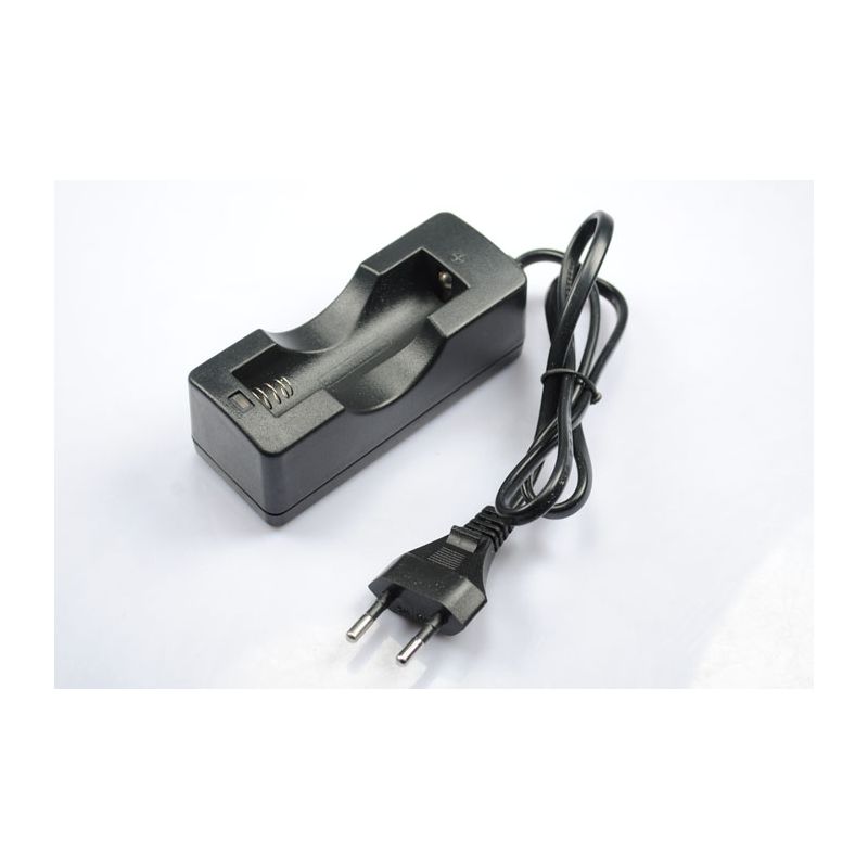 Enkele 18650 oplaadbare batterijlader van UltraFire betrouwbaar efficiënt opladen compacte draagbaarheid nieuwe aanbieding