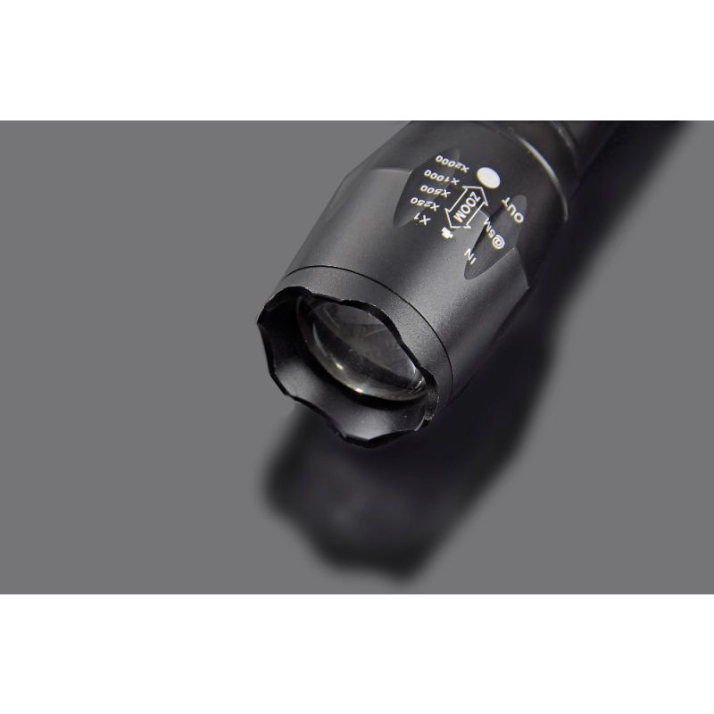 Ultrafire A100 Zoomable T6 1800-lumen zaklamp met LED technologie duurzame en compacte buiten zaklamp