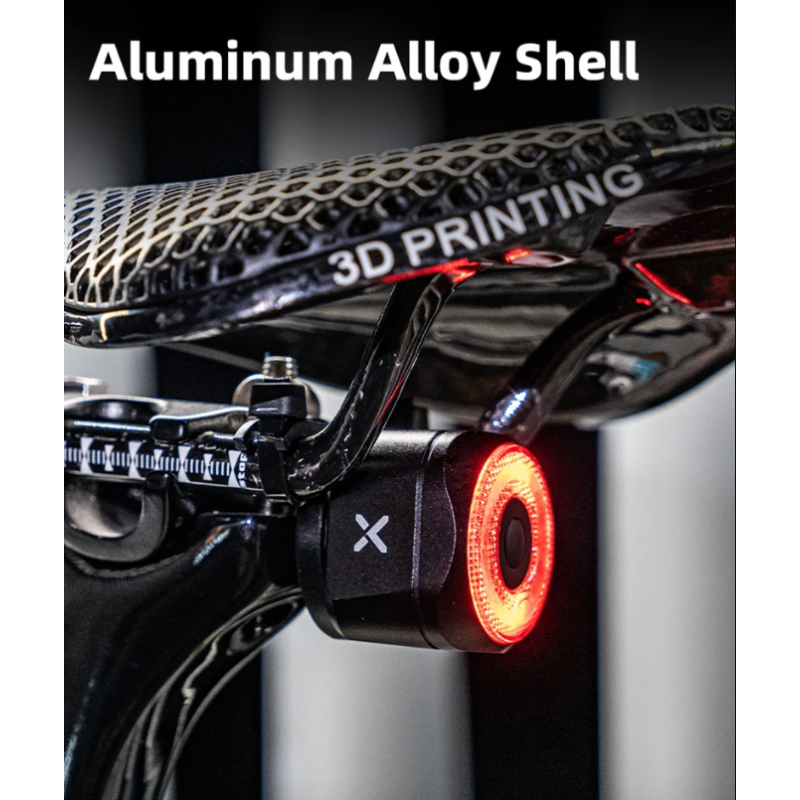 XOSS XR Pro fietsachterlicht met slimme automatische remdetectie waterdicht LED opladen voor optimale fietsveiligheid