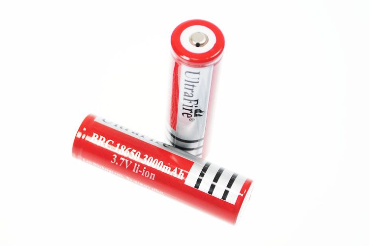 UltraFire BRC 3000mAh 3.7V Li-ion Oplaadbare Batterij - Langdurige Stroom voor Zaklampen en Camera's