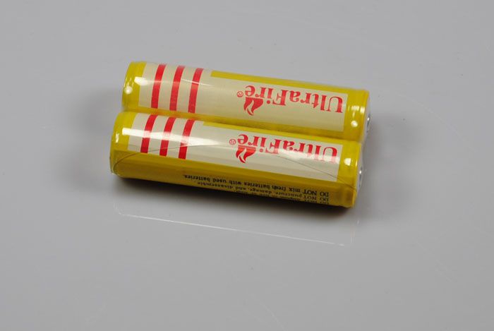 UltraFire BRC 18650 Hoogcapaciteits Oplaadbaar Li-ion Batterijpaar voor Zaklampen en Camera's 3600mAh