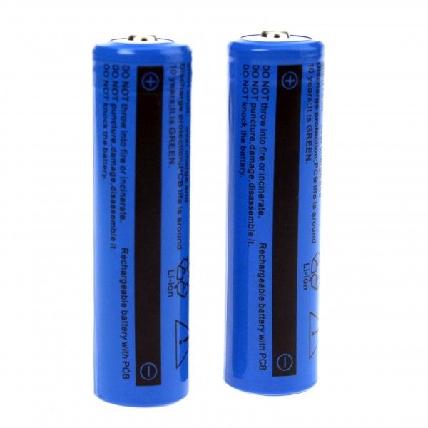 Ultrafire TR 3000mAh 3.7V 18650 Li-ion Hoge capaciteit Snel oplaadbaar Batterijpaar voor Zaklamp en E-sigaretten