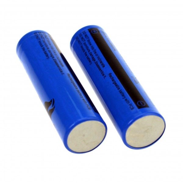 Ultrafire TR 3000mAh 3.7V 18650 Li-ion Hoge capaciteit Snel oplaadbaar Batterijpaar voor Zaklamp en E-sigaretten