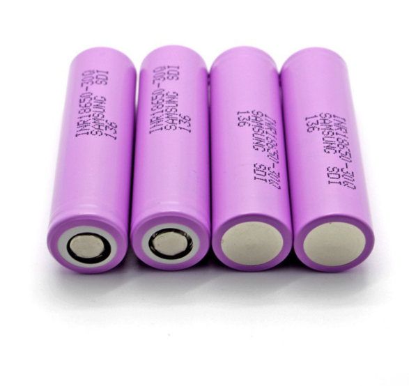 30Q 3.7V 3000mAh 18650 Oplaadbare Batterij (4-pack)