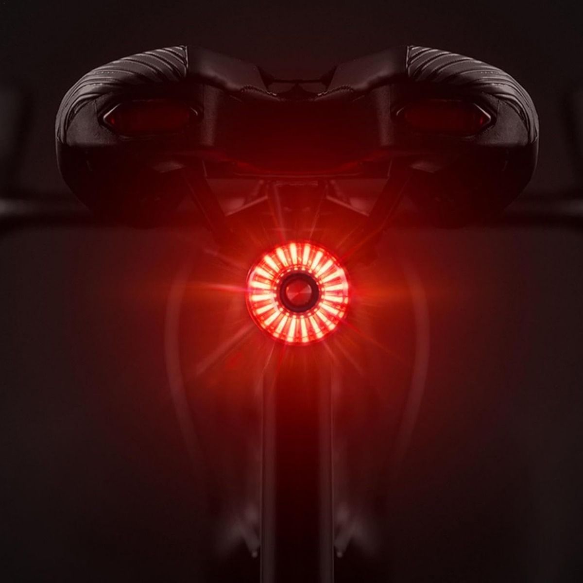 Slimme fietsachterlicht reminductie fietsachterlicht fietszadelpen zadel achterlicht waterdicht USB-oplaadbaar fietsachterlicht