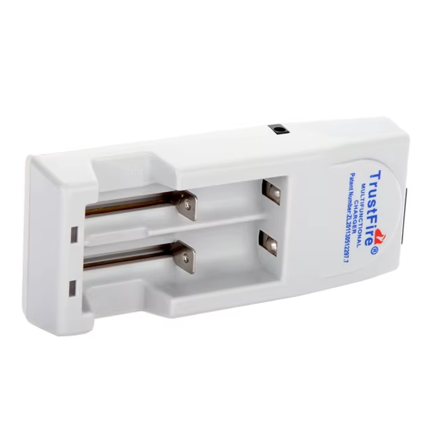 TrustFire TR-001 Li-ion acculader voor 18650 14500 16340 met gelijktijdig laden en veiligheidsfuncties